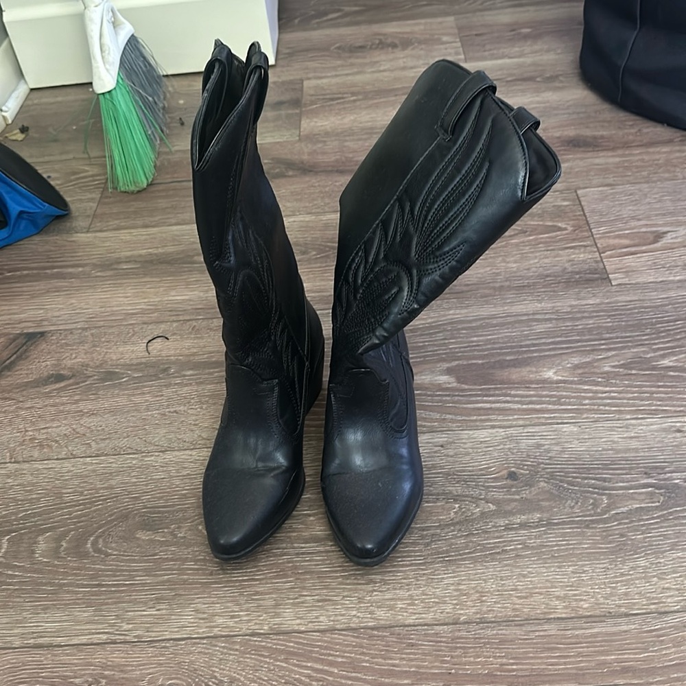 Cowboy black boots